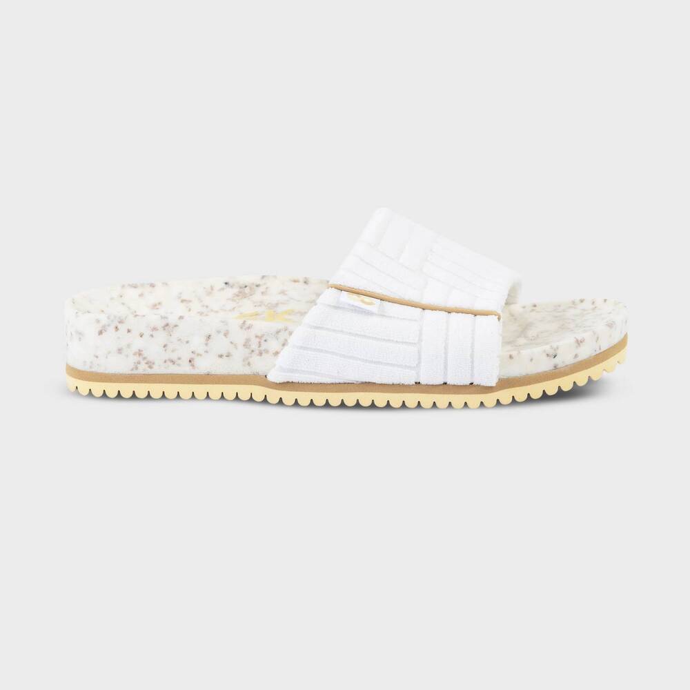 NEW FLEKS FOOTWEAR unisex la cumbre slide in white